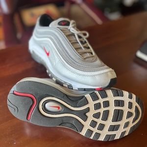 NIKE Men's Training Shoe Size 9.5